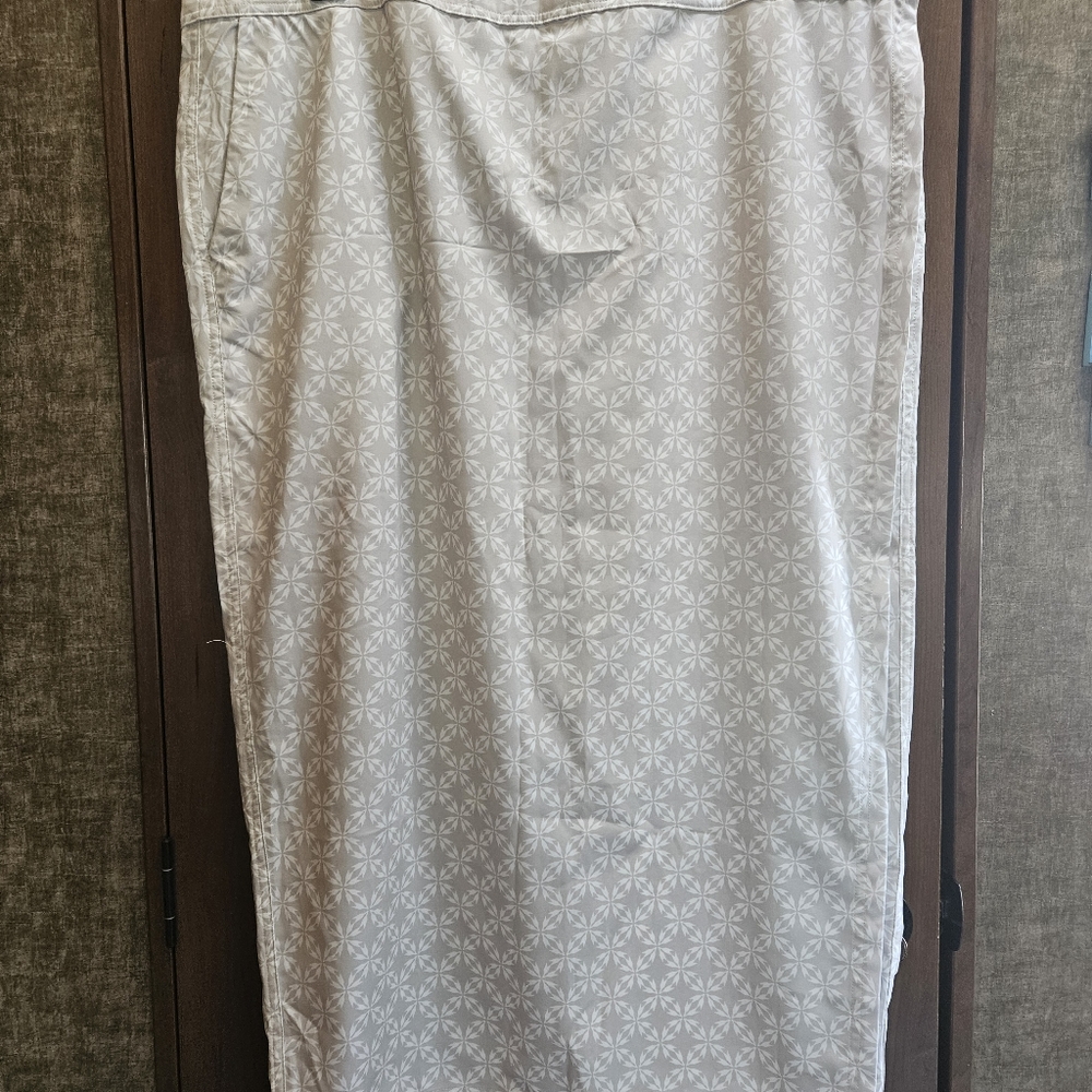NWOT RipSkirt Hawaii Length 4 XXL